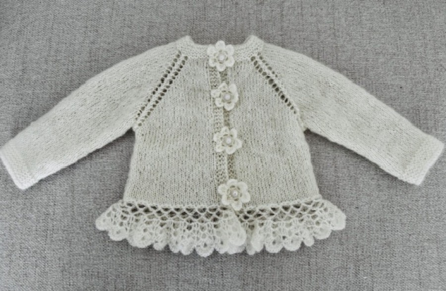 Megztukas mergaitei Lucy